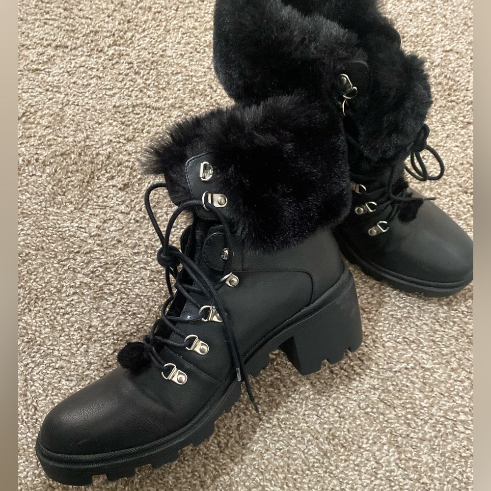 Just Fab Heeled boots w fur trim
